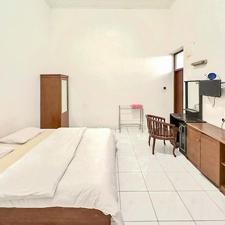 Hotel Dewi Sri Redpartner Yogyakarta Dış mekan fotoğraf