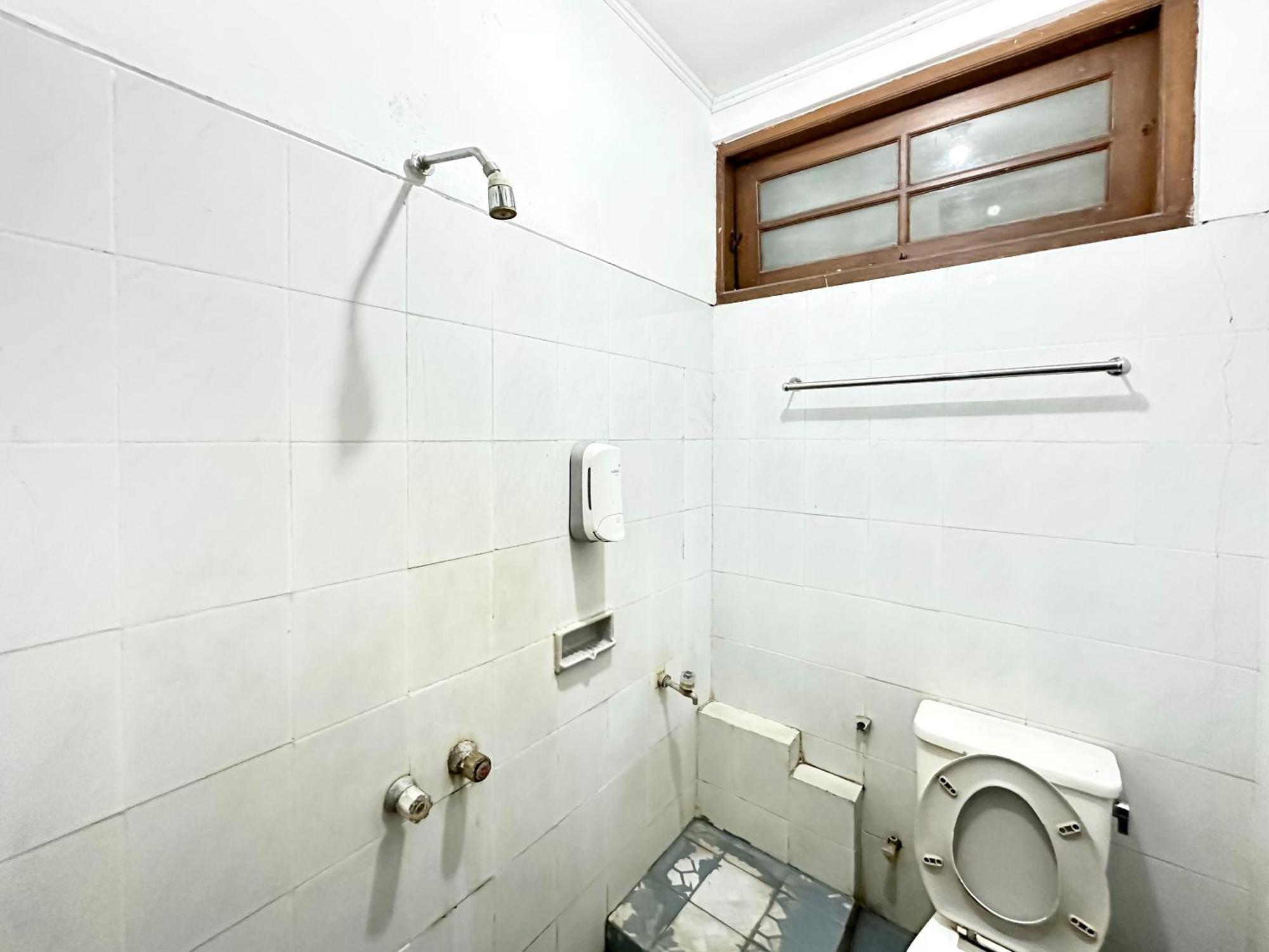Hotel Dewi Sri Redpartner Yogyakarta Dış mekan fotoğraf